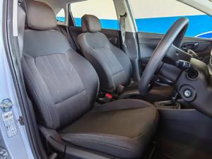 Hyundai i20 1.4 Motion auto - Image 5