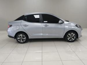Hyundai Grand i10 1.2 Executive sedan manual - Image 2