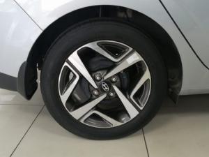 Hyundai Grand i10 1.2 Executive sedan manual - Image 9