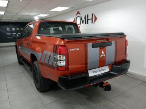Mitsubishi Triton 2.4DI-D double cab Athlete 4x4 - Image 3