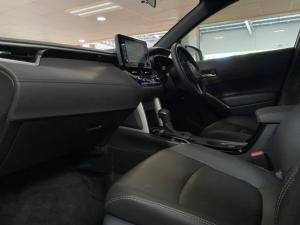 Toyota Corolla Cross 1.8 XS - Image 11