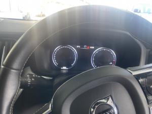 Volvo XC60 D4 AWD R-Design - Image 15