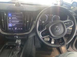 Volvo XC60 D4 AWD R-Design - Image 16