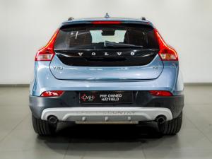 Volvo V40 Cross Country T4 Inscription auto - Image 6