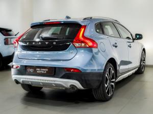 Volvo V40 Cross Country T4 Inscription auto - Image 7