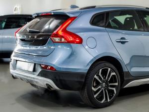 Volvo V40 Cross Country T4 Inscription auto - Image 9
