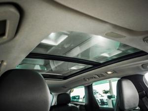 Volvo XC60 B5 AWD Essential - Image 19