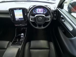 Volvo XC40 B4 Plus Dark - Image 17