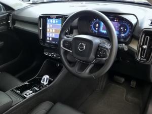 Volvo XC40 B4 Plus Dark - Image 18