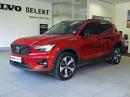 Thumbnail Volvo XC40 B4 Plus Dark