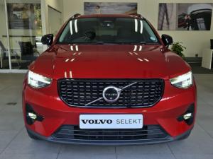 Volvo XC40 B4 Plus Dark - Image 3