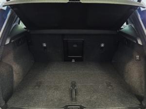 Volvo XC40 B4 Ultimate Dark - Image 22