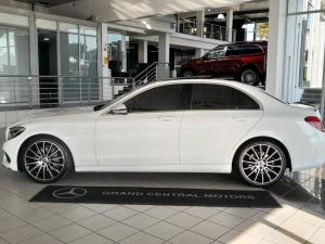Mercedes-Benz C-Class C200 AMG Line auto - Image 4