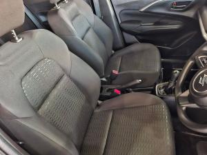 Suzuki Swift 1.2 GL+ manual - Image 15