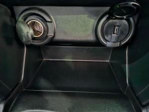 Suzuki Swift 1.2 GL+ manual - Image 20