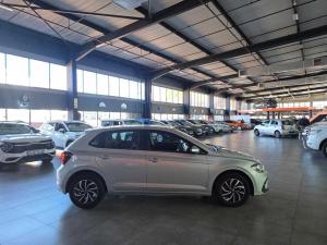 Volkswagen Polo 1.0 TSI Life DSG - Image 4
