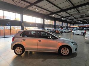 Volkswagen Polo Vivo 1.4 Trendline - Image 4