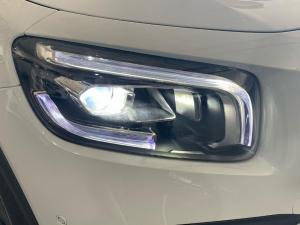 Mercedes-Benz GLB GLB220d 4Matic Progressive - Image 11