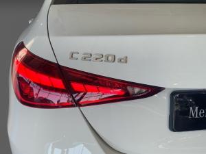 Mercedes-Benz C-Class C220d Avantgarde - Image 17