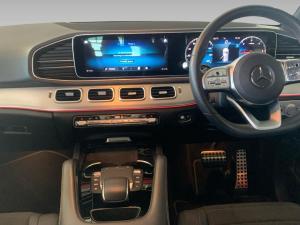 Mercedes-Benz GLE GLE300d 4Matic - Image 13