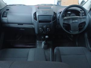 Isuzu D-Max Gen 6 250c single cab Fleetside - Image 8