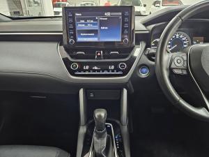Toyota Corolla Cross 1.8 Hybrid XS - Image 12