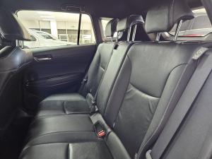 Toyota Corolla Cross 1.8 Hybrid XS - Image 15