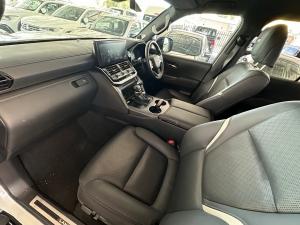 Toyota Land Cruiser 300 3.3D GR-Sport - Image 9