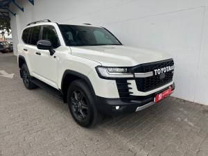 Toyota Land Cruiser 300 3.3D GR-Sport - Image 1
