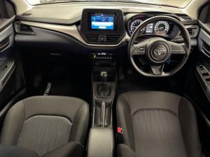 Toyota Starlet 1.5 XR manual - Image 6