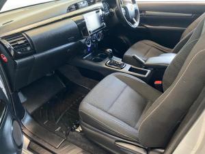 Toyota Hilux 2.8GD-6 Xtra cab Legend auto - Image 9