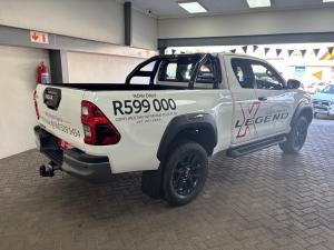 Toyota Hilux 2.8GD-6 Xtra cab Legend manual - Image 3