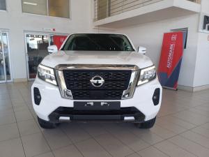Nissan Navara 2.5DDTi double cab LE Plus 4x4 - Image 4