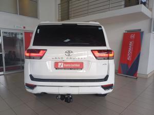 Toyota Land Cruiser 300 3.3D ZX - Image 5