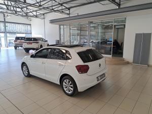 Volkswagen Polo hatch 1.0TSI Comfortline - Image 11