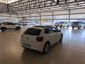 Volkswagen Polo hatch 1.0TSI Comfortline - Image 2