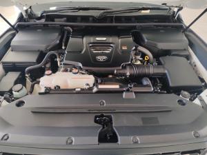 Toyota Land Cruiser 300 3.3D GR-Sport - Image 22
