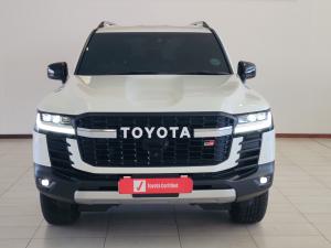 Toyota Land Cruiser 300 3.3D GR-Sport - Image 4