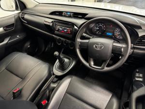 Toyota Hilux 2.4GD single cab S (aircon) - Image 6