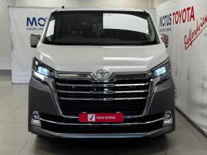 Toyota Quantum 2.8 LWB bus 6-seater VX Premium - Image 4