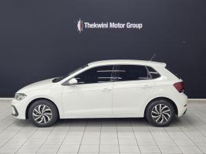 Volkswagen Polo hatch 1.0TSI Life manual - Image 25