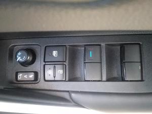 Toyota Corolla Cross 1.8 Hybrid XS - Image 22