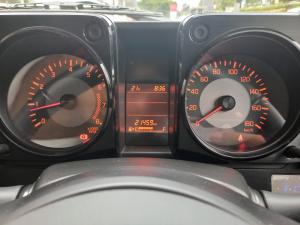 Suzuki Jimny 1.5 GLX AllGrip 3-door manual - Image 14