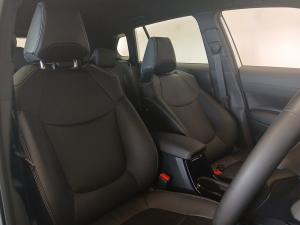 Toyota Corolla Cross 1.8 Hybrid XS - Image 18