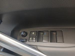 Toyota Corolla Cross 1.8 Hybrid XS - Image 25