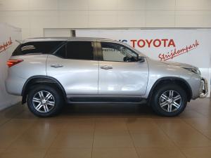 Toyota Fortuner 2.4GD-6 auto - Image 4