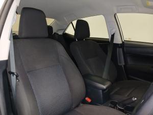 Toyota Corolla Quest 1.8 Plus manual - Image 13