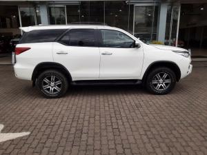 Toyota Fortuner 2.4GD-6 Raised Body automatic - Image 5