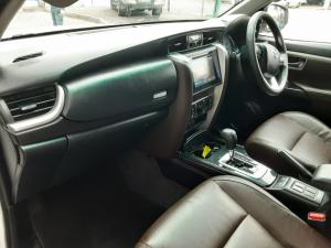 Toyota Fortuner 2.4GD-6 Raised Body automatic - Image 6