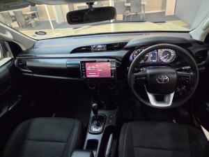 Toyota Hilux 2.4 GD-6 RB Raider automaticE/CAB - Image 6